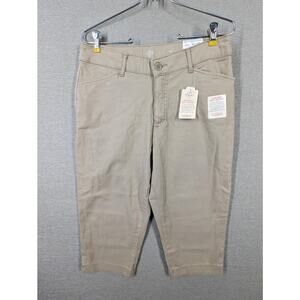 St Johns Bay Capri Pants Size 12 NWT Tan -1223H65